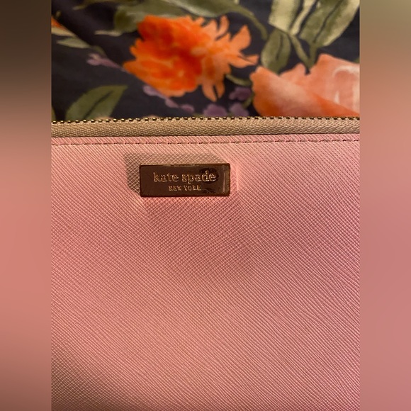 Kate Spade wallet. EUC - Picture 2 of 7